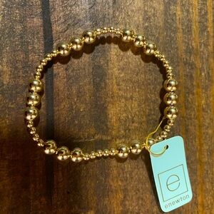 🌟ENEWTON BRACELET🌟